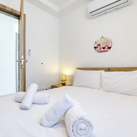 Sunny 2br Penthouse With Spacious Rooftop Terrace By 360 Estates *