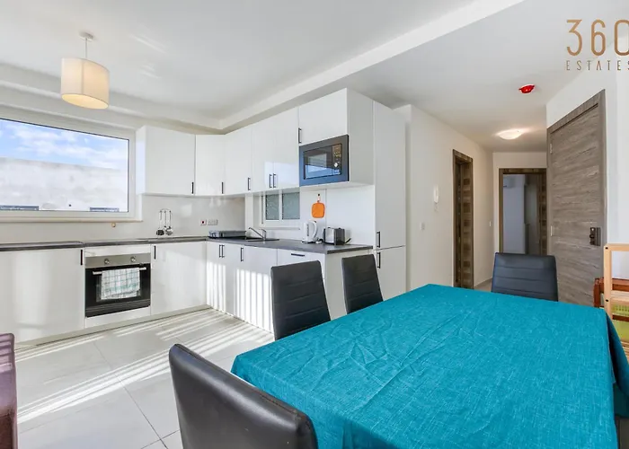 Apartament Sunny 2br Penthouse With Spacious Rooftop Terrace By 360 Estates