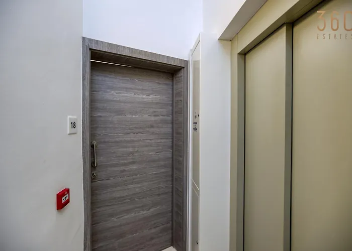 Apartament Sunny 2br Penthouse With Spacious Rooftop Terrace By 360 Estates *